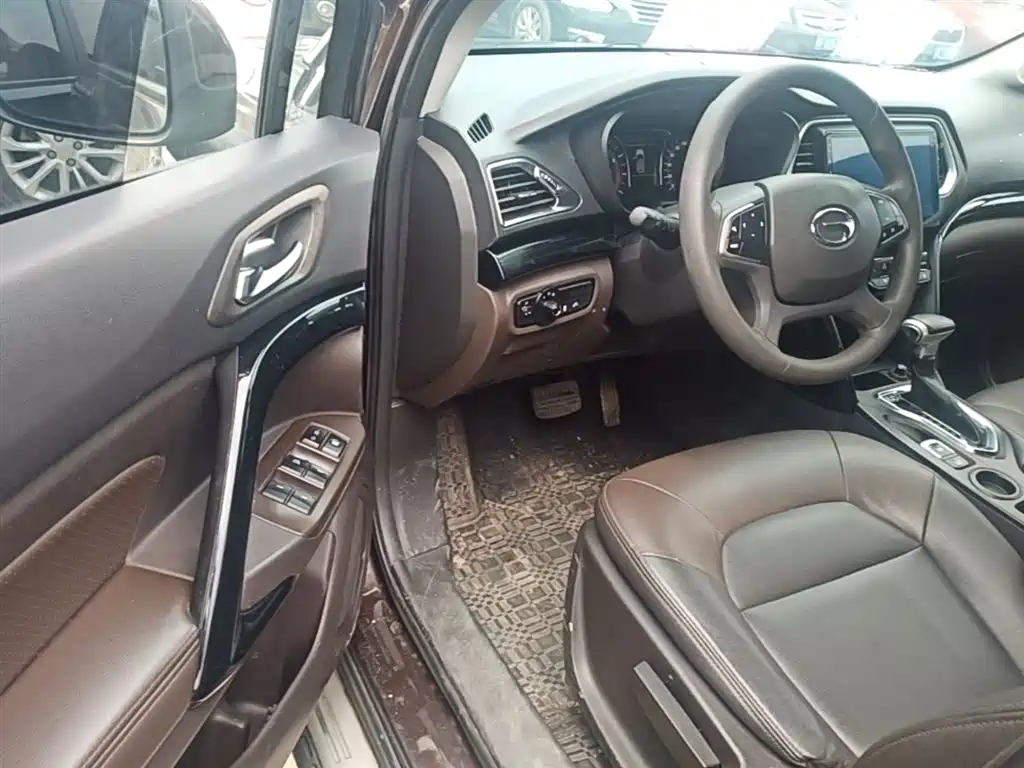GAC Trumpchi Trumpchi GS4 2017 235T Automatic 2WD Elite фото 16