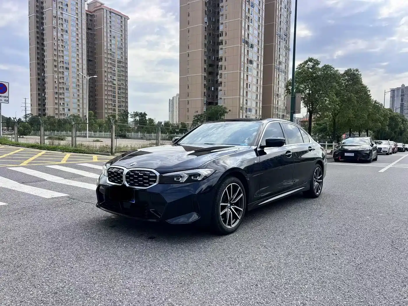 BMW 3 Series 2025 325Li M Sport Package