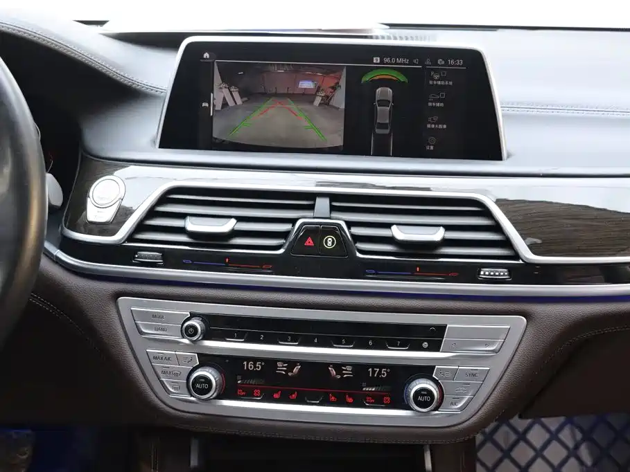 BMW 7 Series 2021 2021 Model 730Li Luxury Package