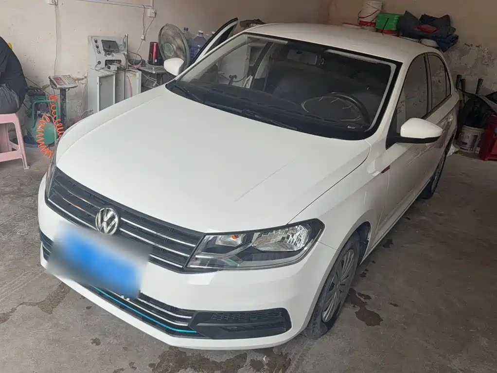 صورة 1 - Volkswagen Santana