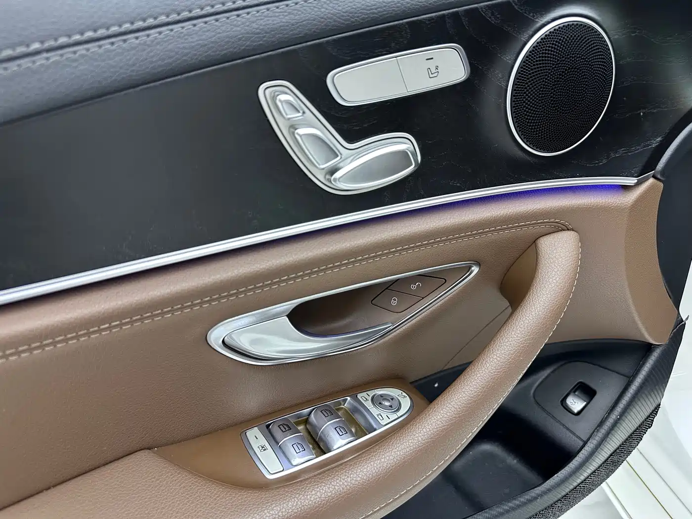 Mercedes-Benz E-Class 2018 Facelift E 200 L Sport фото 9