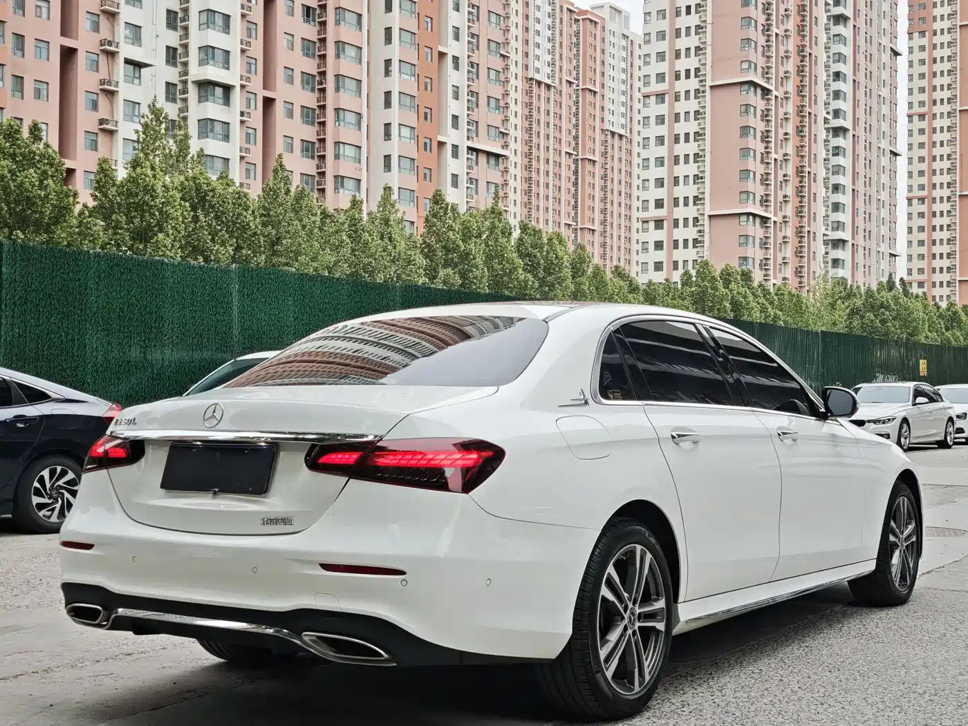 Mercedes-Benz E-Class 2023 E 260 L Sport фото 8