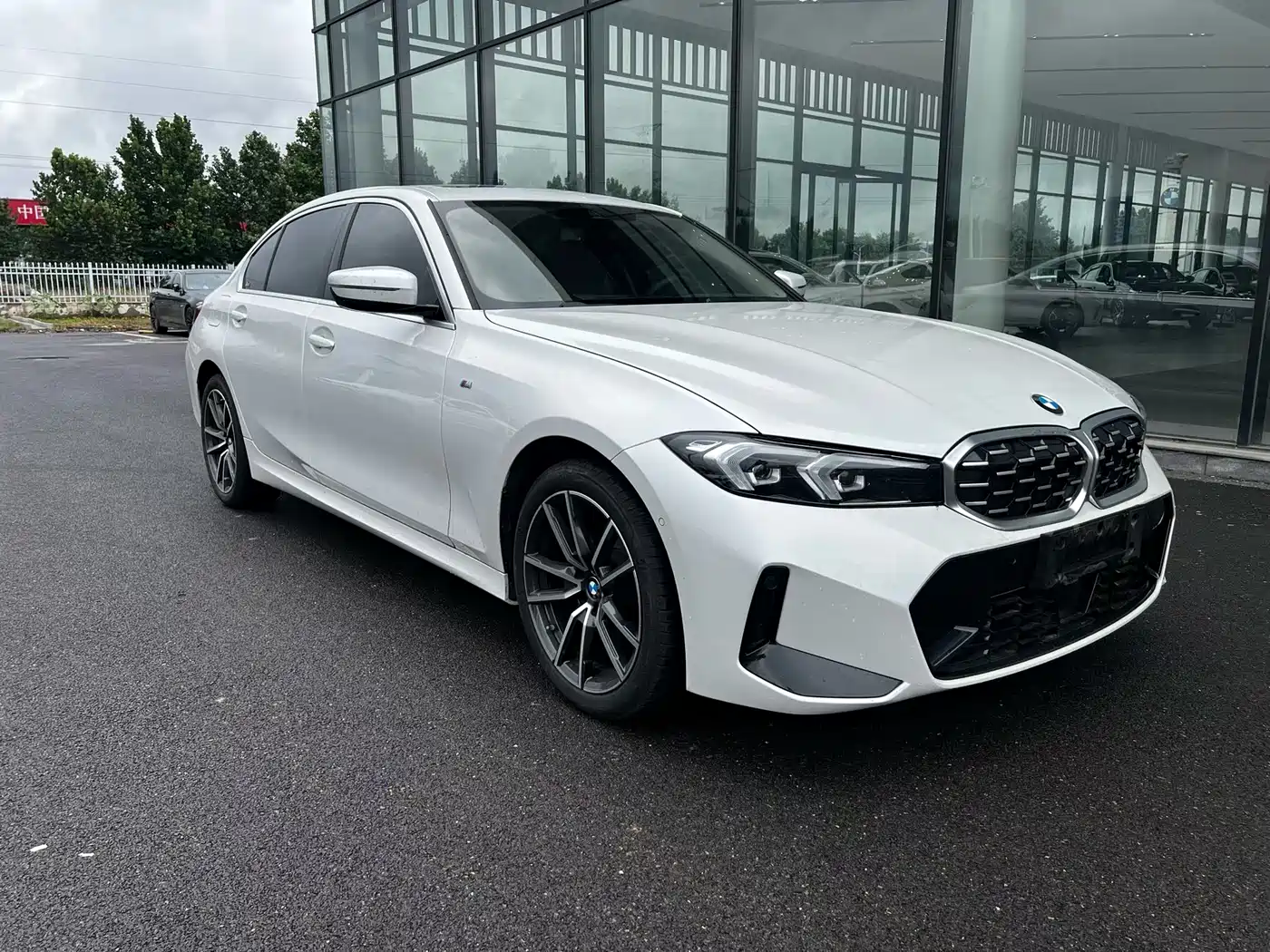 BMW 3 Series 2025 325Li M Sport Package фото 2