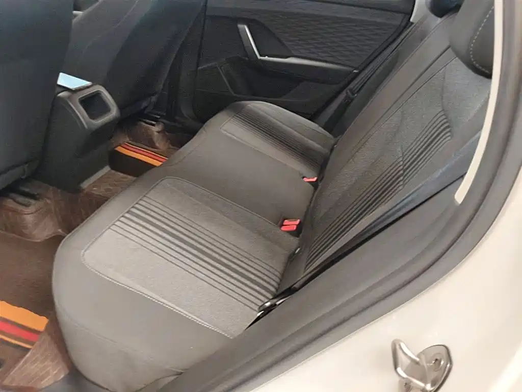 Volkswagen Tharu 2020 280TSI 2WD Trend Edition China VI фото 17