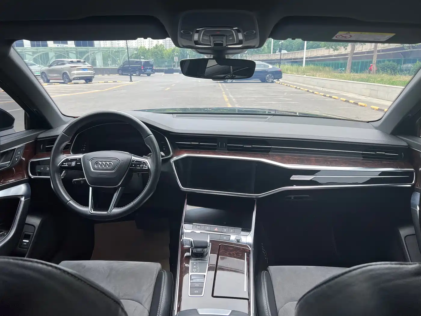 Audi A6L 2021 40 TFSI Luxury Sport фото 13