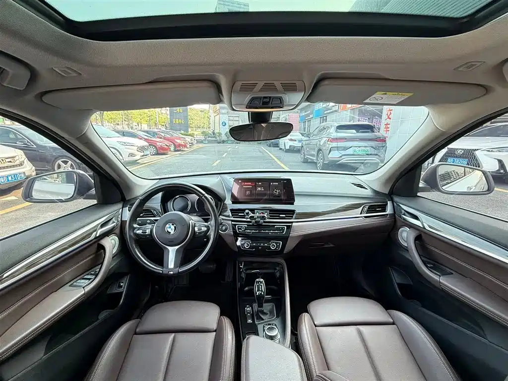 BMW X1 2022 xDrive25Li Premium фото 6