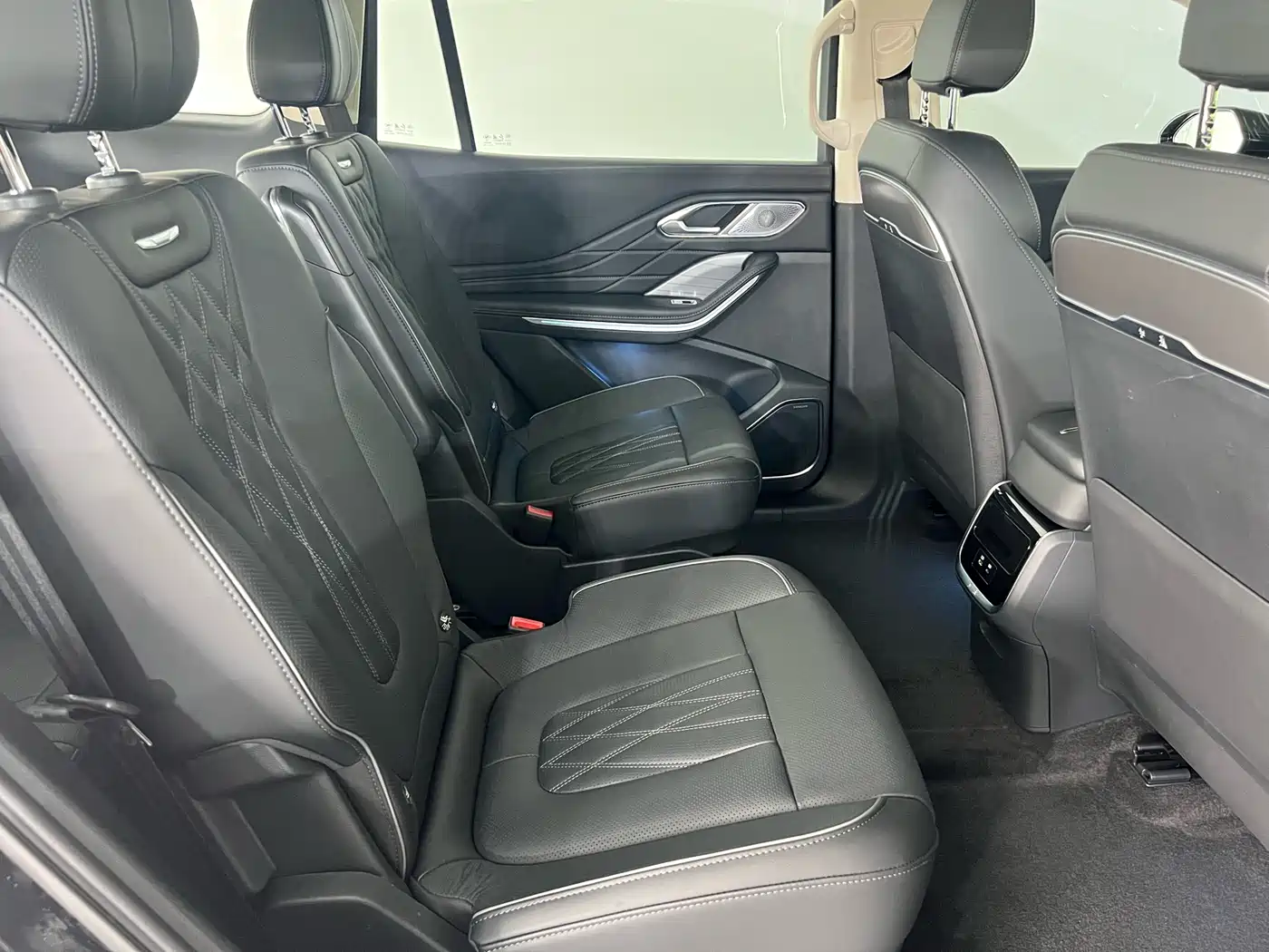 Hongqi HONGQI HS7 PHEV