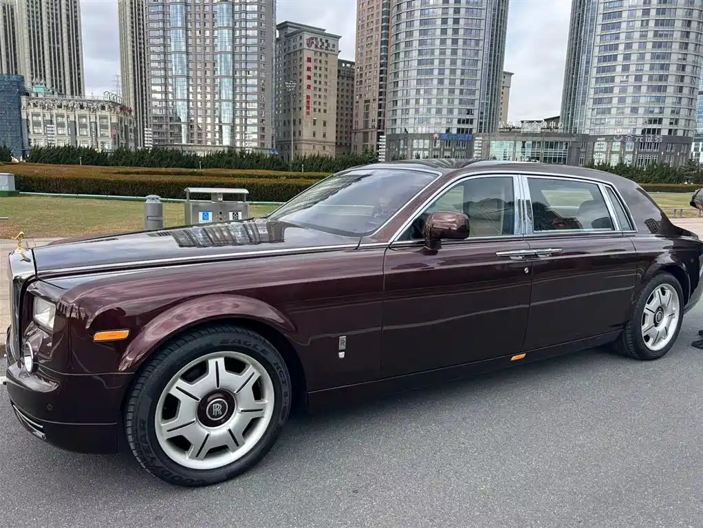 Rolls-Royce Phantom 2011 2006 6.7L Extended Wheelbase EWB