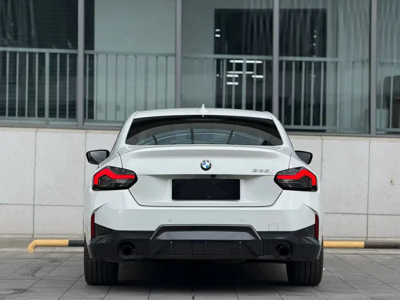 BMW 2 Series (Import) 2022 225i M Shadow Edition фото 9