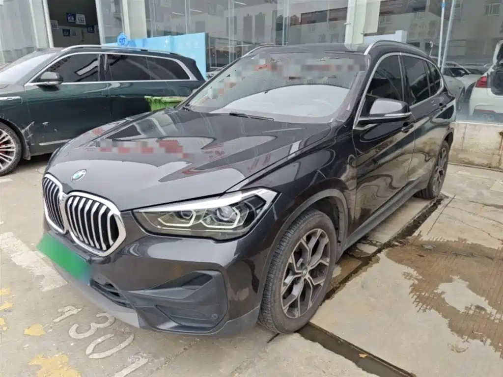 BMW X1 2022 sDrive25Li Leading