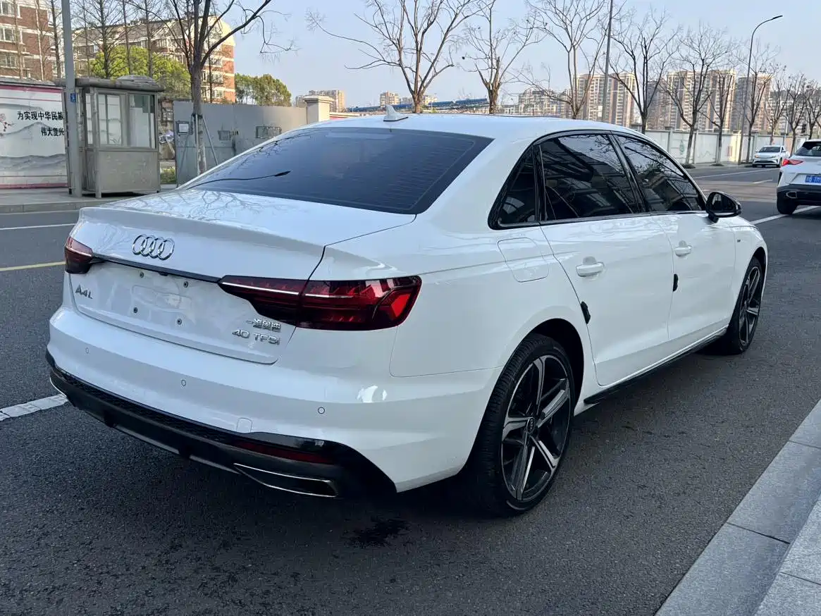 Audi A4L 2024 40 TFSI Luxury Dynamic фото 17