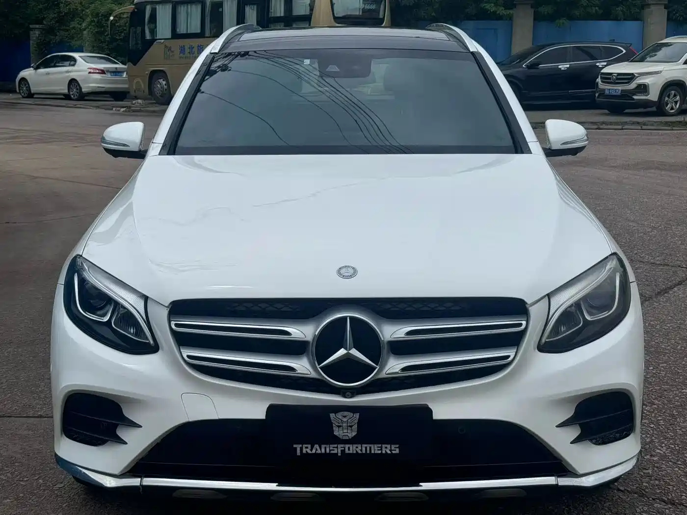Mercedes-Benz GLC 2017 GLC 260 4MATIC Luxury фото 2