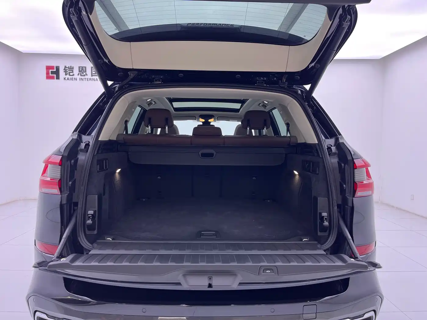 BMW X5 (Import) 2019 xDrive40i M Sport Package фото 19