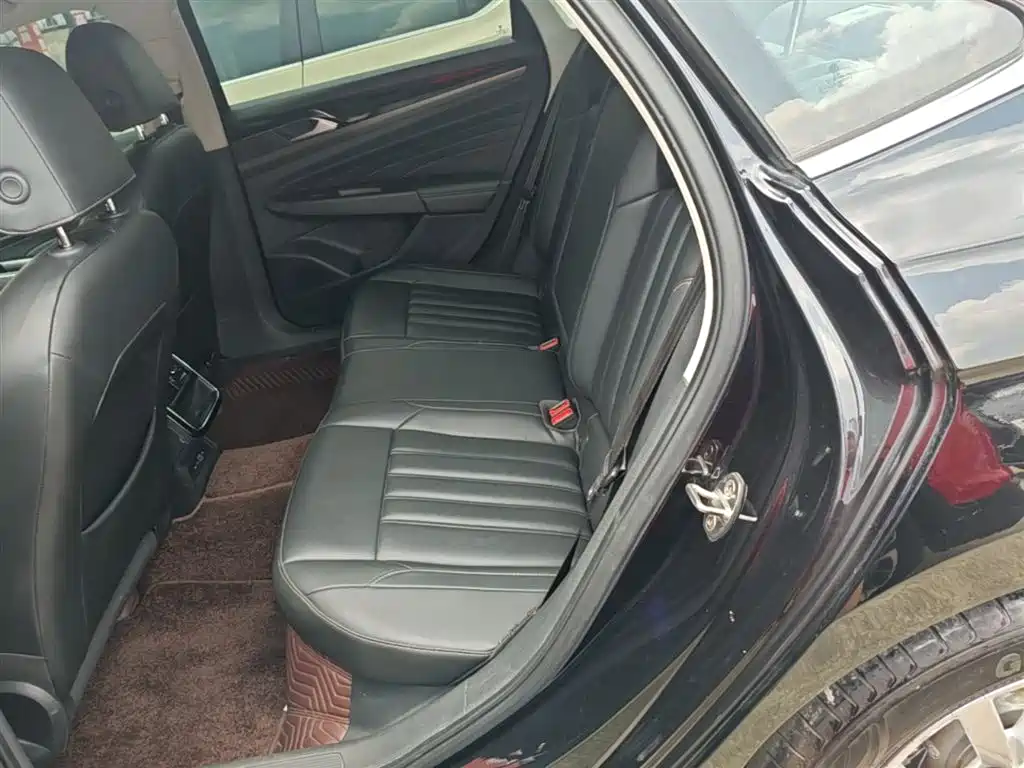 Volkswagen Passat 2021 Model 280TSI Business Edition фото 17