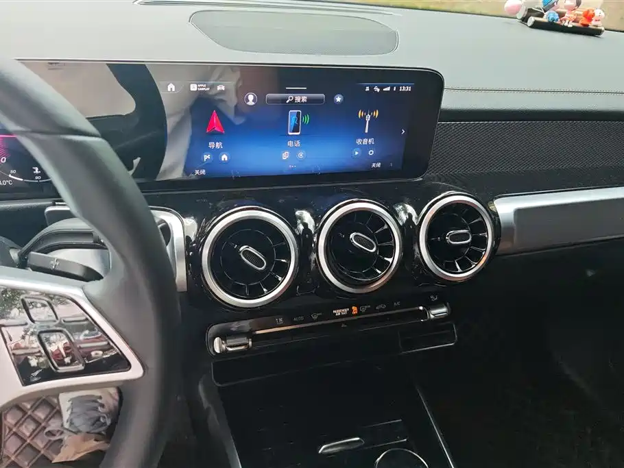 Mercedes-Benz GLB 2024 Facelift GLB 200 Dynamic фото 13