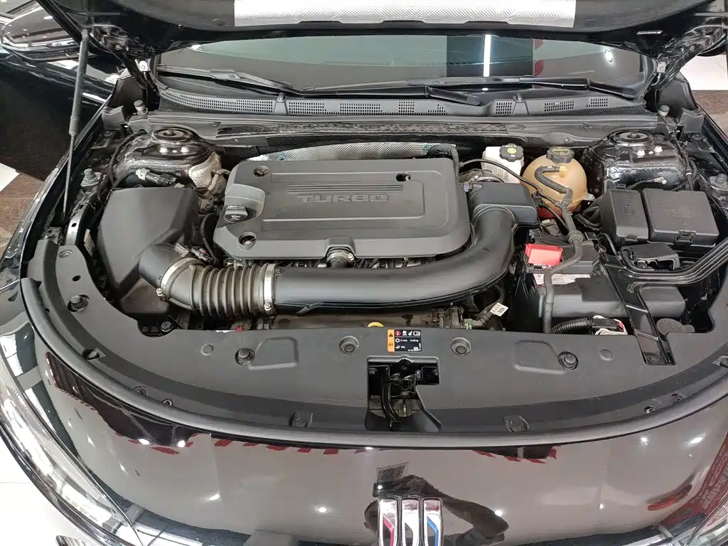 Buick LaCrosse 2024 28T Yuezun Edition фото 20
