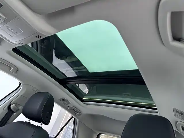 VOLKSWAGEN T ROC EXPLORING SONGS