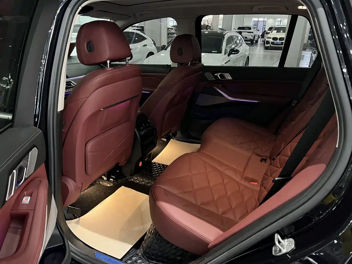 BMW X5 2022 xDrive 30Li Premium M Sport Package фото 9