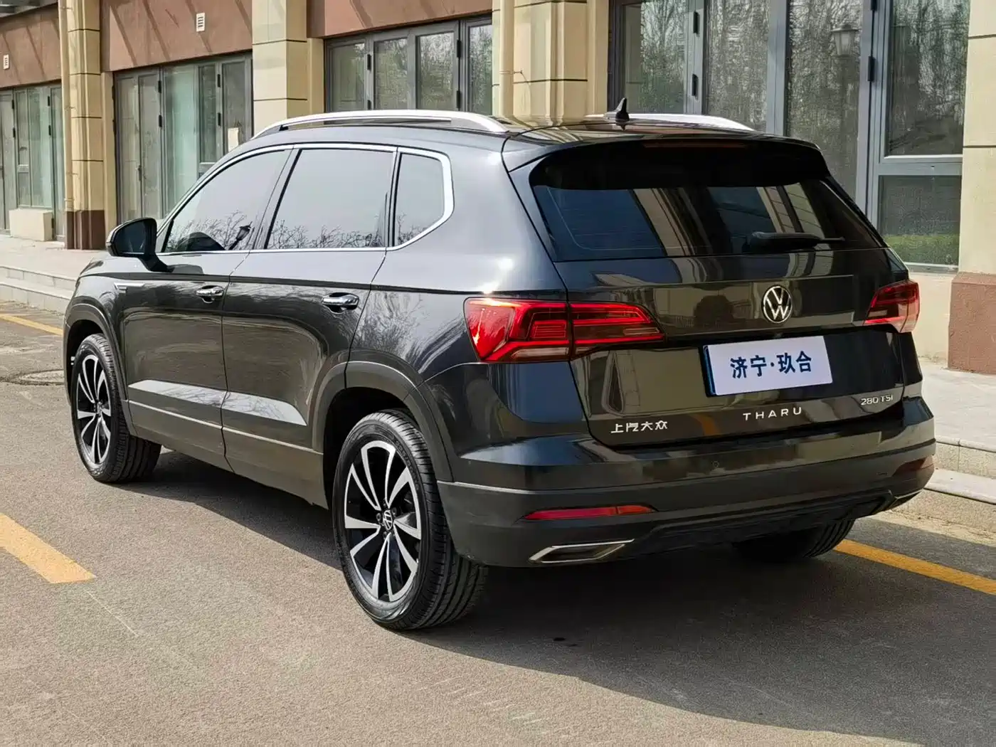 Volkswagen Tharu 2021 Model 280TSI 2WD Luxury Edition фото 5