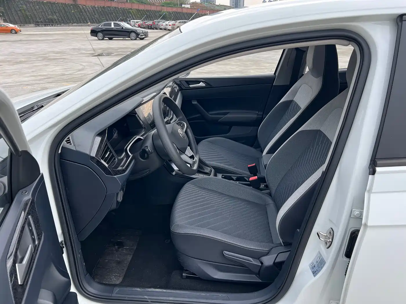 Volkswagen Lavida 2025 New Edge 1.5L Outstanding New Ease фото 7