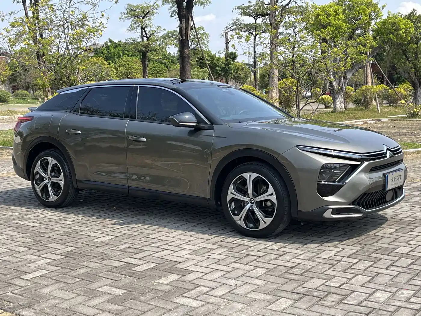 Citroën Versailles C5 X 2023 2022 1.6T Enjoy Extraordinary Tiger Year Opening Edition