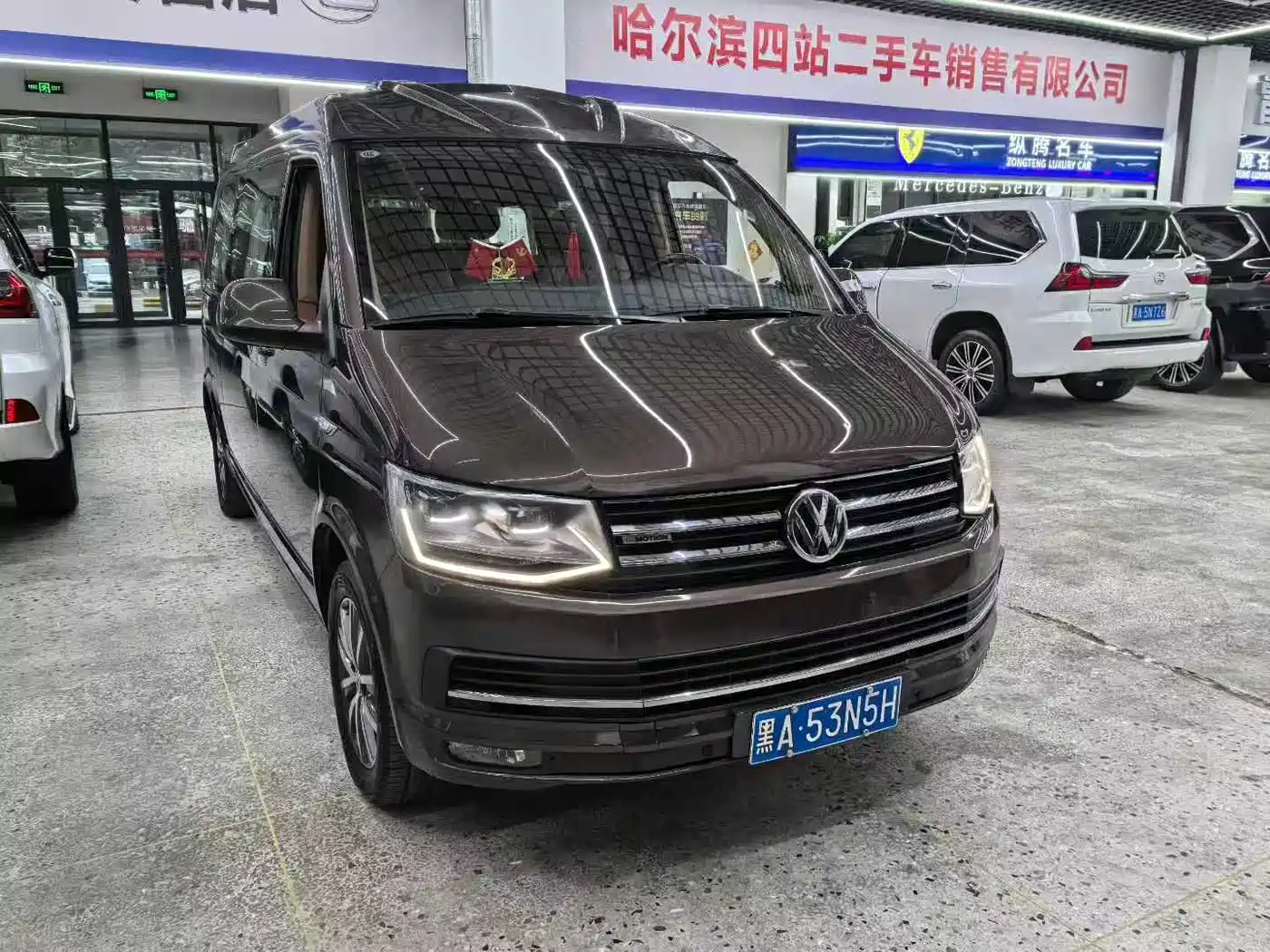 Volkswagen Caravelle 2017 2.0TSI 4WD Luxury 7-Seater
