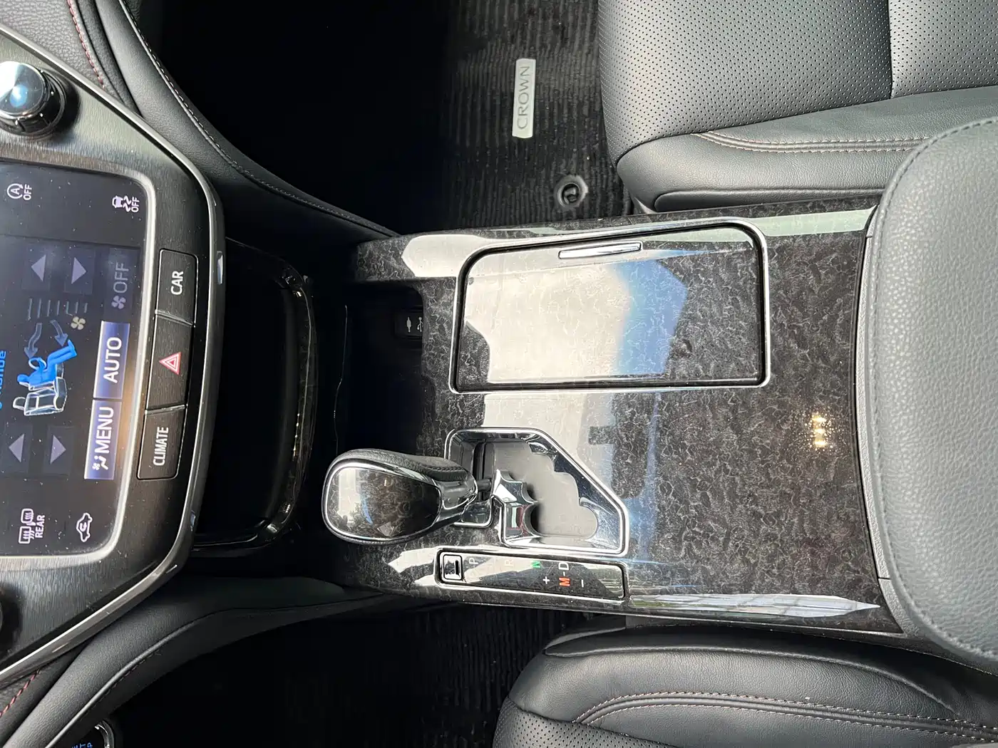 Toyota Crown 2018 2.0T Fashion Edition фото 15
