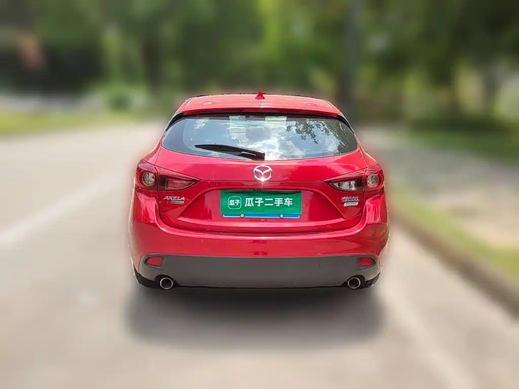Mazda Mazda3 Axela 2014 2014 Hatchback 2.0L Automatic Sport