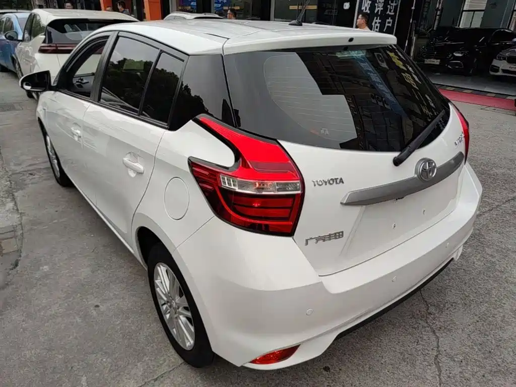 Toyota YARiS L Zhi Xuan 2016 Facelift 1.5E CVT Charming Edition фото 5