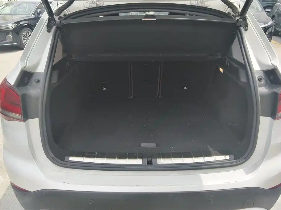 BMW X1 2022 sDrive25Li Leading фото 4
