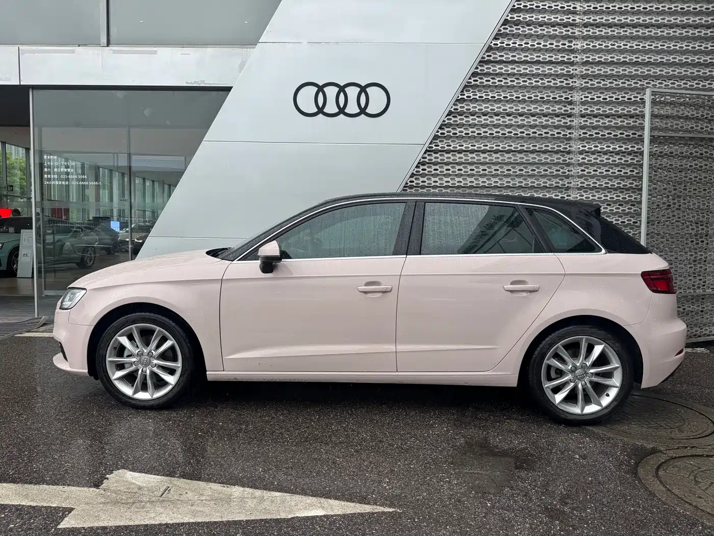 Audi A3 2017 Sportback 35 TFSI Progressive фото 3