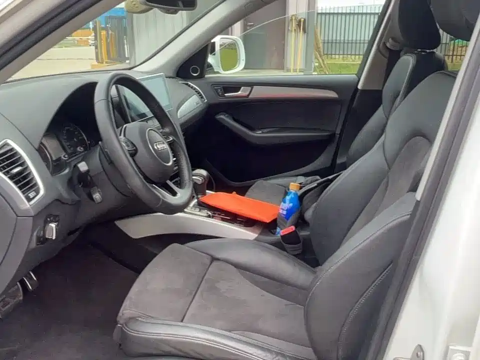 Фото 4 - Audi Q5