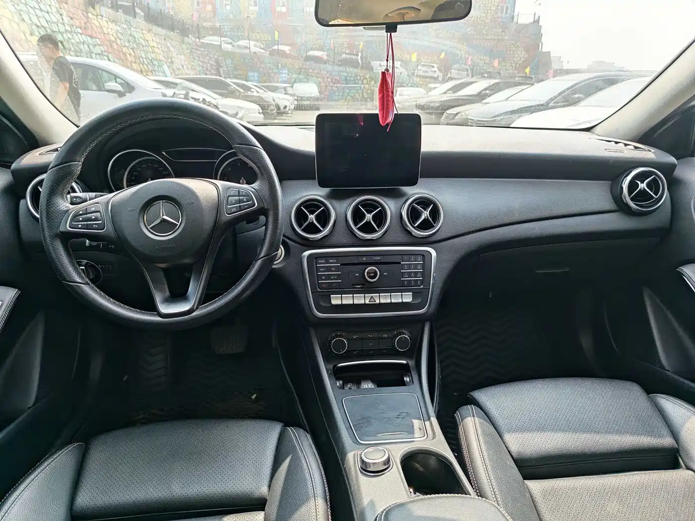 Mercedes-Benz GLA 2017 GLA 200 Dynamic фото 7