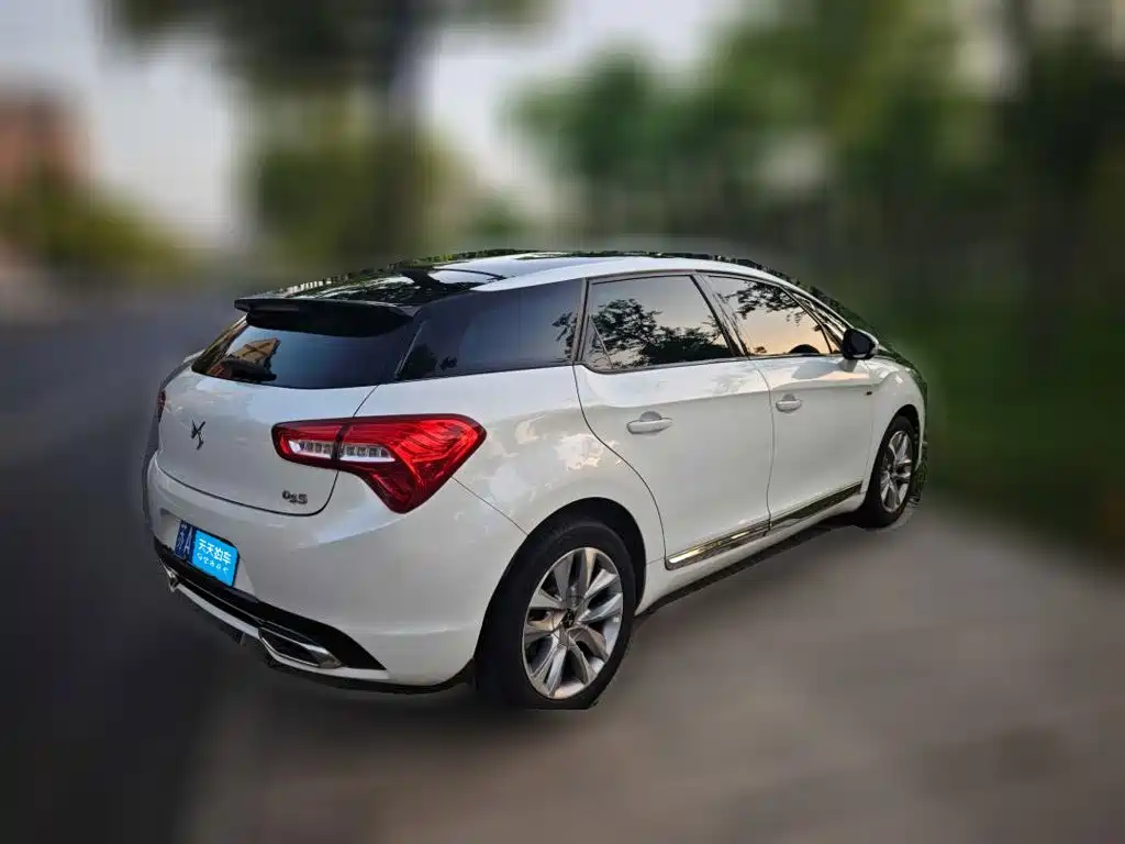 DS 5 2013 2013 1.6T Luxury THP200