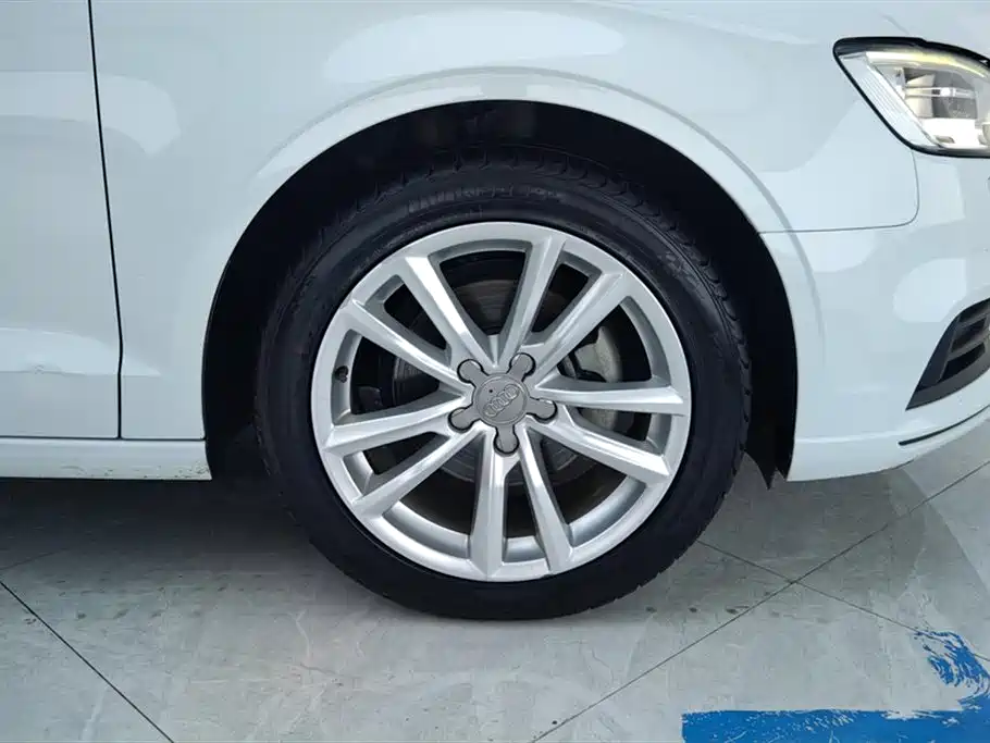 Audi A3 2018 30th Anniversary Limousine 35 TFSI Progressive фото 6