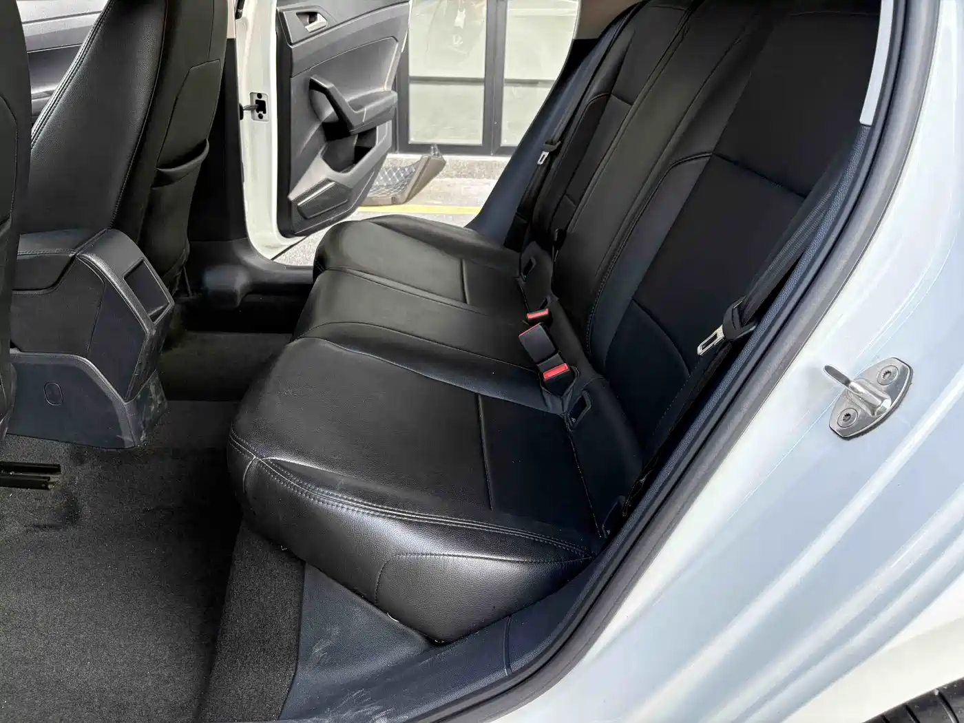Volkswagen Lavida 2023 Xinrui 1.5L Auto Xinyi Edition фото 10