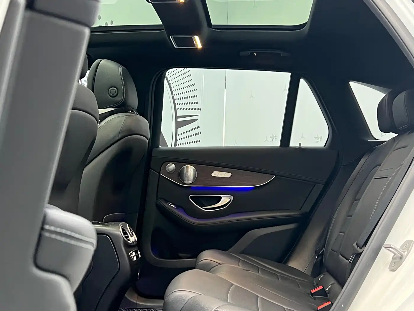 Mercedes-Benz GLC, миниатюра 8