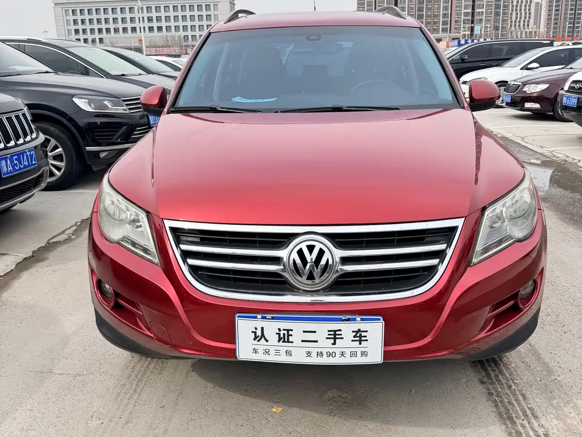 Volkswagen Tiguan 2011 Model 2.0TSI R-Line фото 2