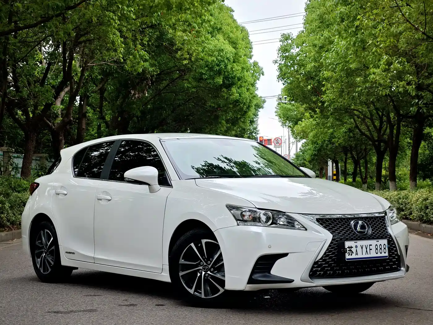 Lexus CT 2017 CT200h Elite Edition Monochrome China V фото 3