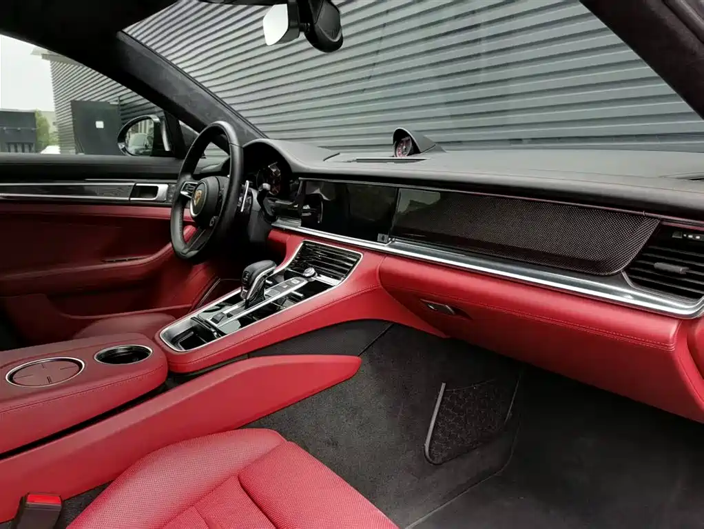 Porsche Panamera 2023 Panamera 2.9T Platinum Edition фото 13