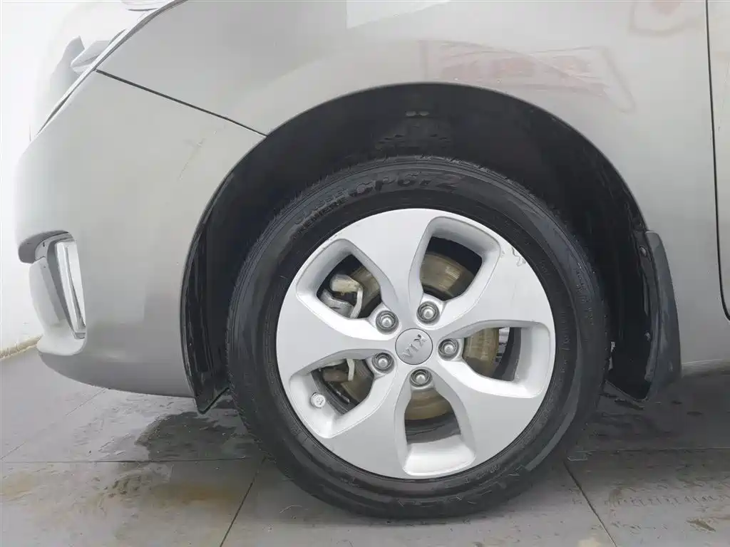 Kia Carens 2013 2.0L 7-Seat Auto Standard China IV фото 17