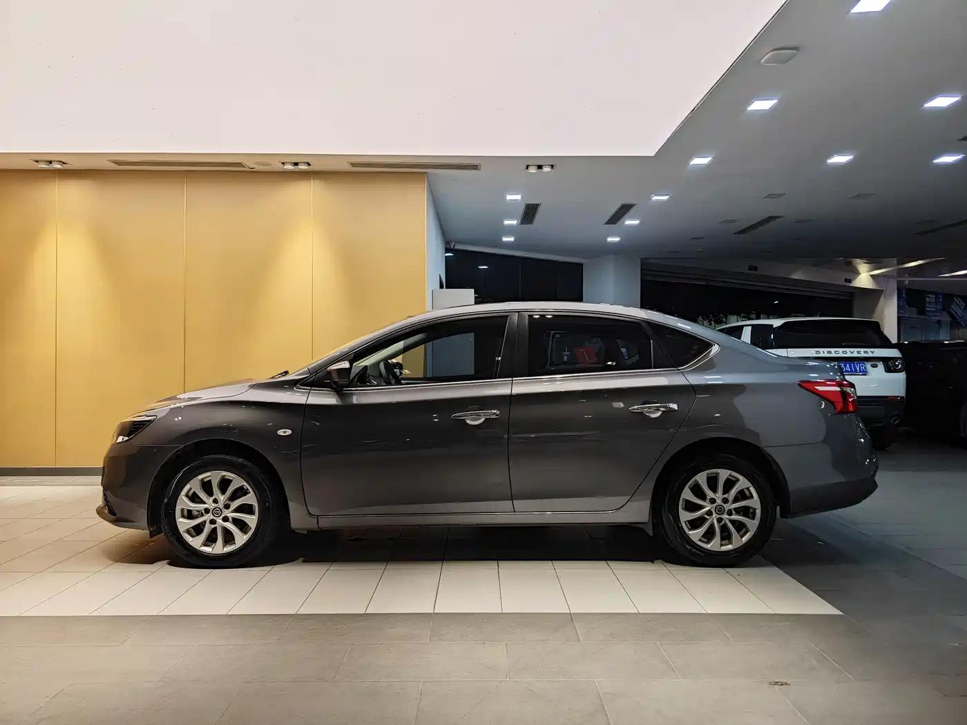 Nissan SYLPHY, миниатюра 7