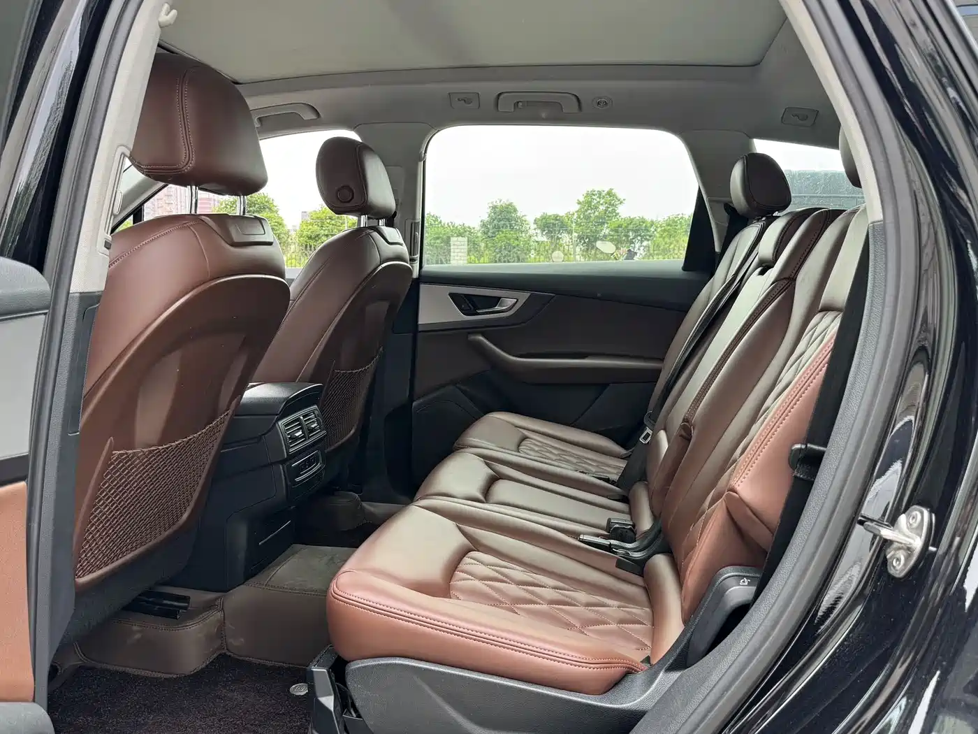 Фото 8 - Audi Q7