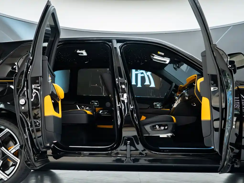 Photo 6 - Rolls-Royce Cullinan
