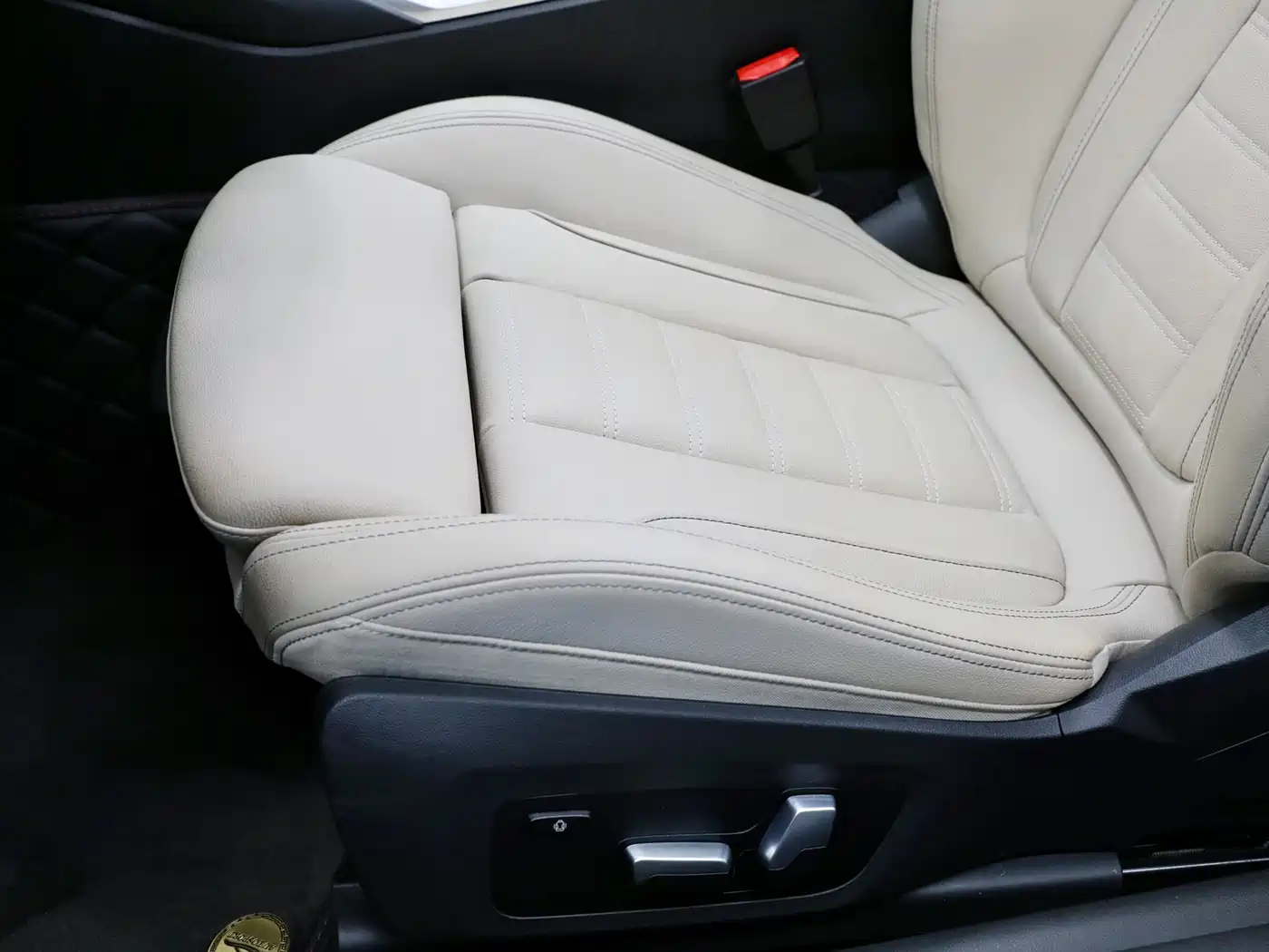BMW 4 Series 2021 425i Convertible M Sport Shadow Edition фото 18