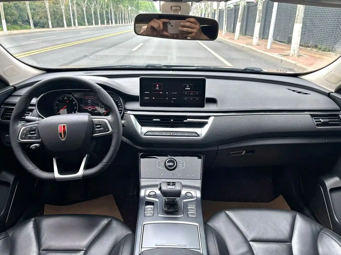 Hongqi H5 2020 1.5T DCT Qiyue Edition фото 4
