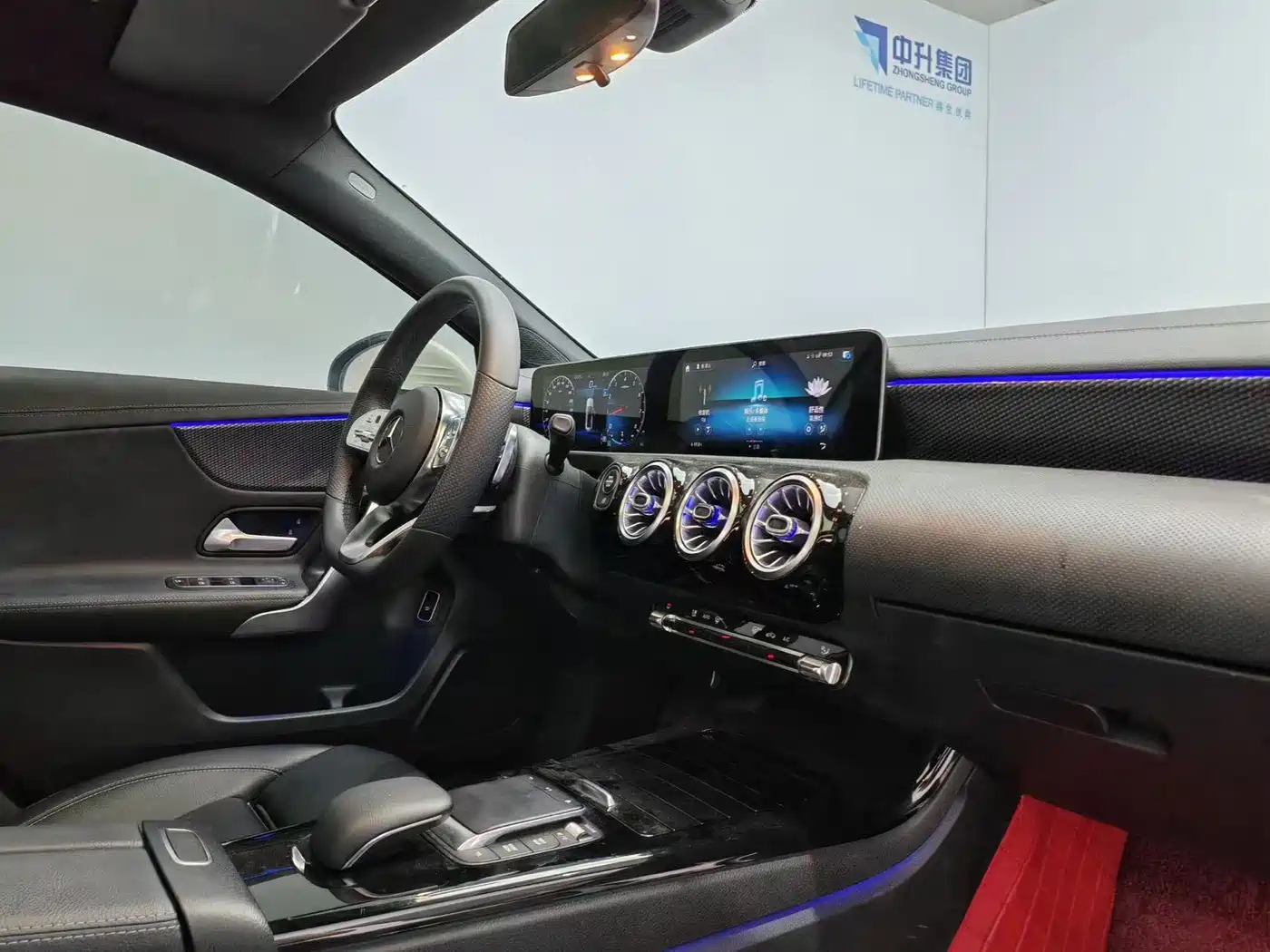 Mercedes-Benz A-Class 2020 Facelift A 200 L Sport Sedan Fashion фото 15