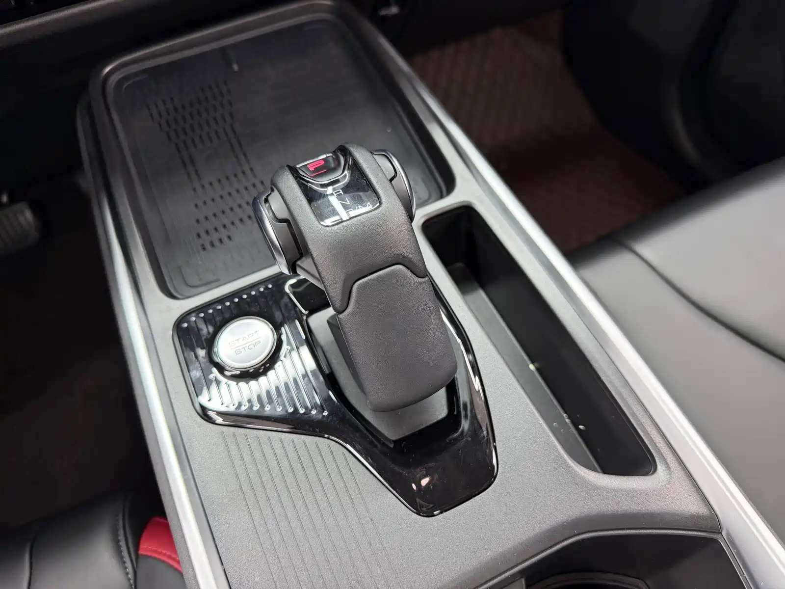 Photo 14 - Haval Cool Dog