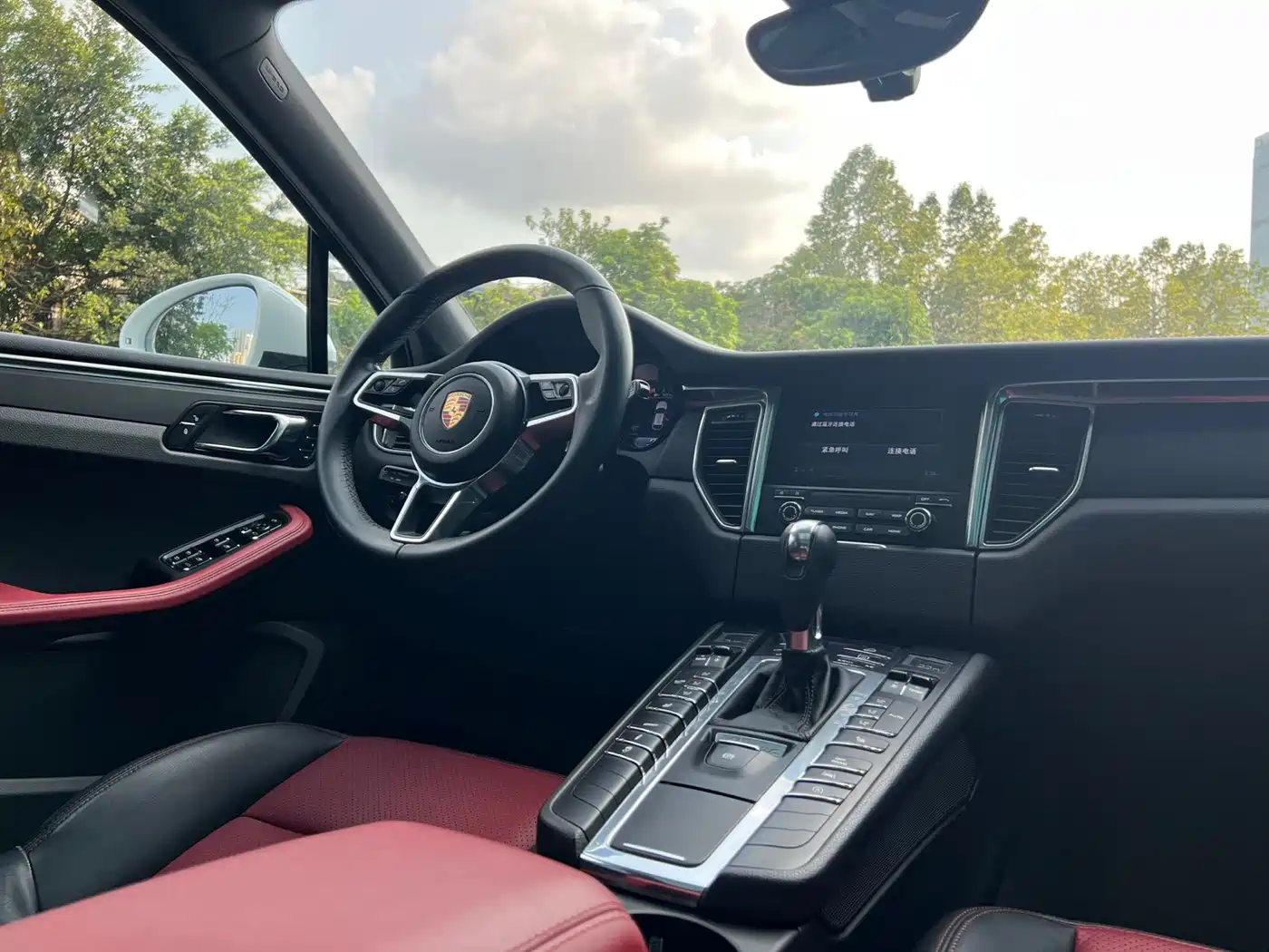 Porsche Macan 2017 Macan 2.0T фото 9