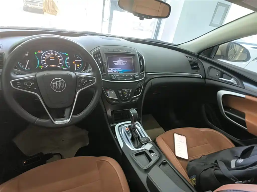 Buick Regal 2015 1.6T Elite Tech Edition фото 13